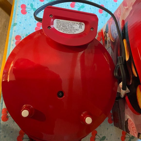 Bella Sensio Mini Cupcake Maker TSK-2182AMF2 - Picture 4 of 4